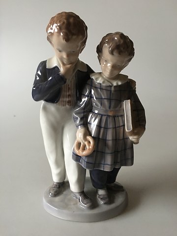 Royal Copenhagen Figurine - The flight to America No. 1761