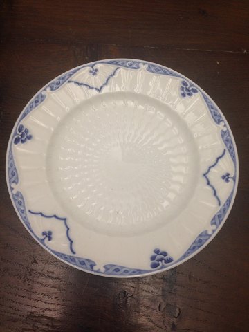 Royal Copenhagen Art Nouveau Tallerken fra Flagermus stellet designet af Arnold Krog No 22/4504