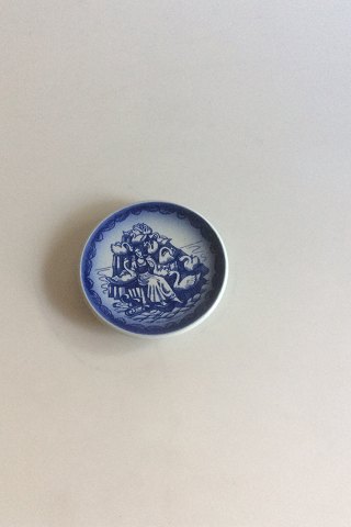 Royal Copenhagen 2010 Plaquette H.C. Andersen De Vilde Svaner8cm / 3 1/7"