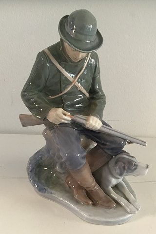 Royal Copenhagen Figurine - Hunter with Dog No. 1087