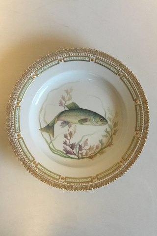 Royal Copenhagen Flora Danica Fish Plate No 20/3549