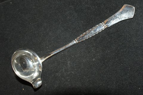 Cream spoon Louise Silver
Cohr Fredericia silver
Length 13 cm.
