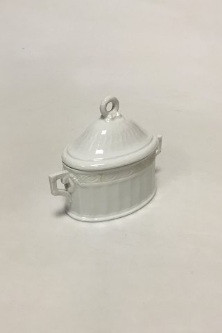Royal Copenhagen White Fan Sugar Bowl No. 11561