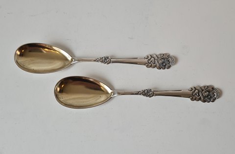 Pair of silver serving spoons by L.Berth from 1914 - 16.5 cm.