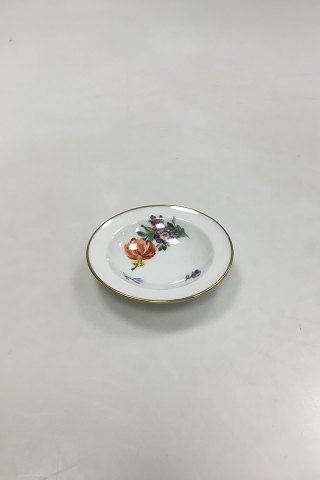 Royal Copenhagen Saxon Flower Light Bee Cell Caviar Dish No 493/2629