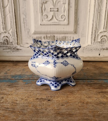 Royal Copenhagen Blue Fluted full lace rare large sugar bowl no. 1114