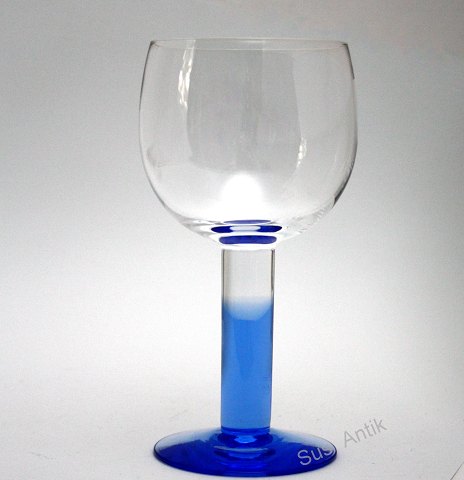 Hvidvin, Mondo, Iittala