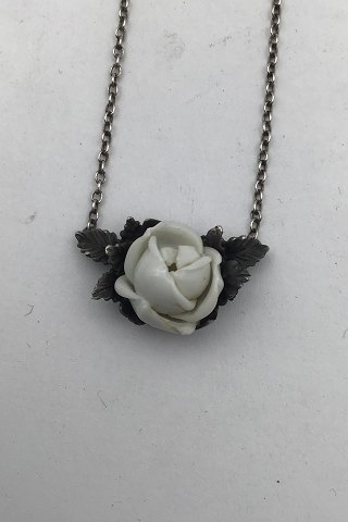 Royal Copenhagen Porcelæn / Sterling Sølv Vedhæng