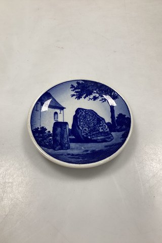 Royal Copenhagen 2010 Plaquette No 90 Runestenene i Jylling
