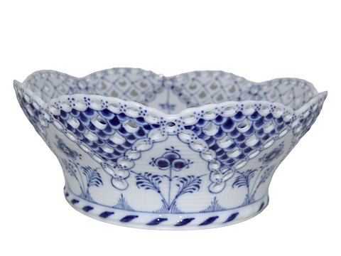 Blue Fluted Full LaceRound fruit bowl