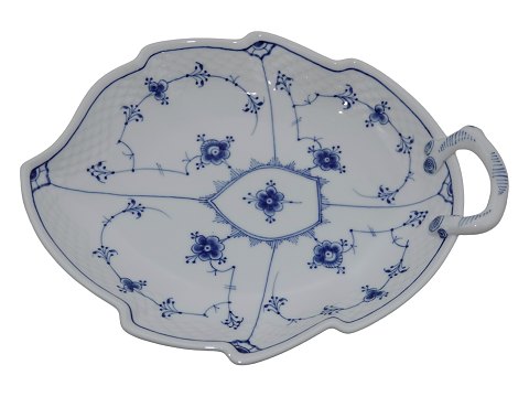 Blue Traditional (Blue Fluted)
Large dish 25 cm.