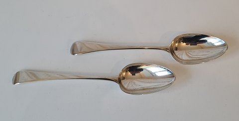 Pair of English 18th century silver spoons by Richard Crossley - London