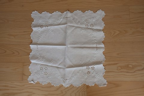 Old table cloth
With embroidery in white- made by hand
About 57cm x 57cm
In a good condition, but a mending is necessary and it is best to wash it