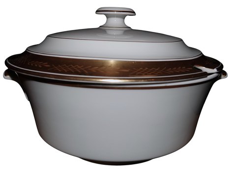 Decoration 607
Soup tureen