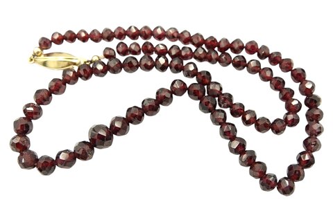 Necklace with grenades and 8 carat gold lock