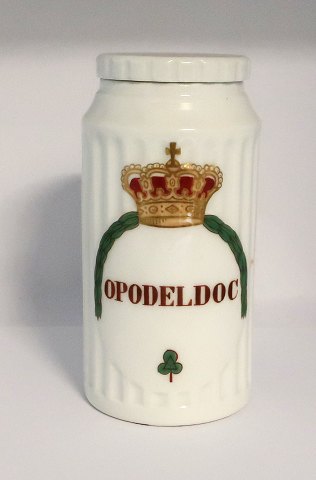 Royal Copenhagen. Apoteker krukke. Opodeldoc. Højde 16,5 cm. Produceret før 
1923. (1 sortering)