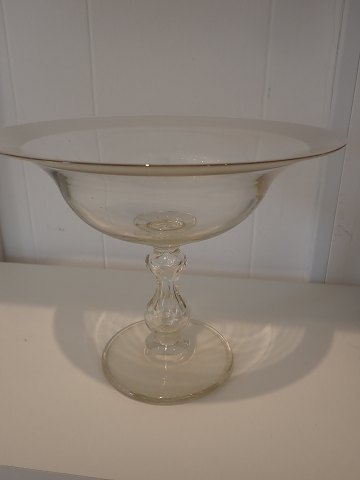 Norsk mundblæst glasopsats fra maleren Chr. Krohgs hjem.