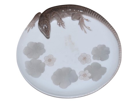 Royal Copenhagen
Art Nouveau skål med firben