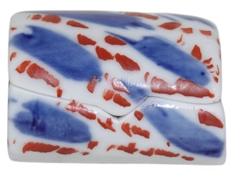 Royal Copenhagen keramik
Miniature lågæske af Ivan Weiss