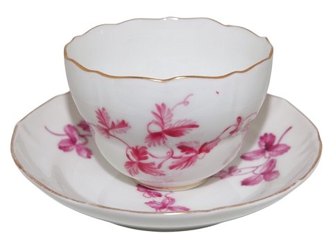 Royal CopenhagenCoffeecup with pink flowers from around 1890