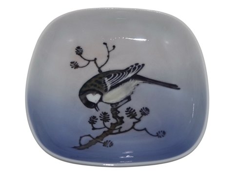 Royal Copenhagen 
Lille asiet med musvit