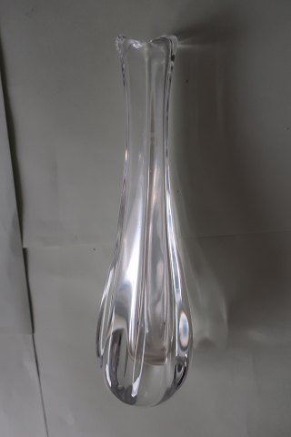 A beautiful old vase 
Made of crystal glass
From Orrefors
H: 18,5 cm
In a very good condition
