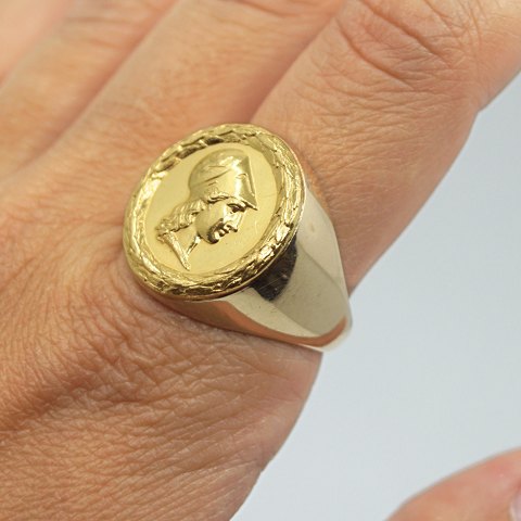 Frantz Hingelberg; Danish doctoral ring of 14k gold