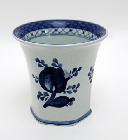 Sekantet vase, Tranquebar, Royal Copenhagen