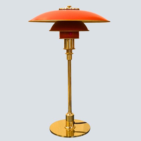 Poul Henningsen; PH 3/2 Jubilæums bordlampe med rødlakeret skærme