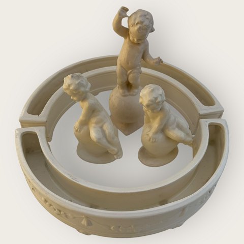 Miscellaneous faience