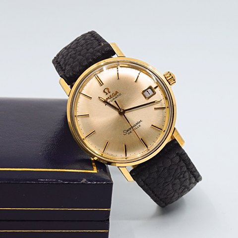 Omega; Seamaster wristwatch in steel with gold, 1968