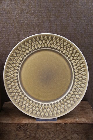 Bing & Grondahl Relief dinner plate Dia.: 25 cm. (325)...