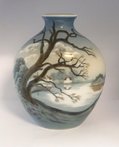 Bing & Grøndahl. Vase. Model 740-5507. Højde 29 cm. (3 sortering)