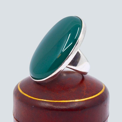 Georg Jensen; Sterling silver ring with a green agate, no. 90B