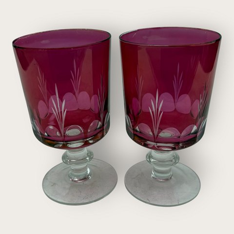�� - Older glass