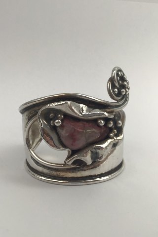 Jacob Hull Forsølvet Metal Armring med Sten
