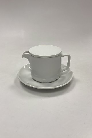 Royal Copenhagen Hvidpot Kande No. 6265 med låg og underkop No. 6238/6265