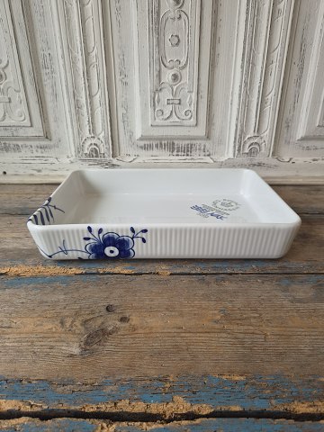 Royal Copenhagen Blue Mega Fluted large ovenproof dish no. 589