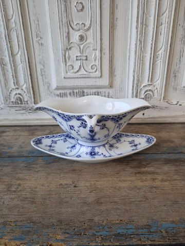 Royal Copenhagen Blue Fluted Half Lace sauce bowl no. 585