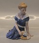 Kongelig Dansk 0051 Kgl. Siddende kvinde 16 cm, Serien Skandinaviske kvinder (1249051) Allan Therkelsen