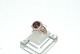 Ladies Ring with Garnet
14 Karat Gold
Size 55