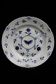 Bing & Grøndahl , Sommerfugl / Kipling middagstallerken med guldkant. Ø:24,5cm.
B&G#25...