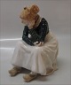 Kongelig Dansk Figur  Pige i Folkedragt fra Fanø