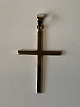 Gold cross in 8 carat gold, Simple design and stamped BH 333.