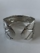 Napkin Ring Silver French Lily
Stamp: Three Towers
Size 2.8 x ø 4.4 cm.