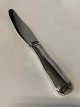 Double fluted lunch knife Georg Jensen Sterling silver
Length 19.7 cm.