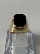 Gold ring with black onyx, 14 carat
Size: 62.