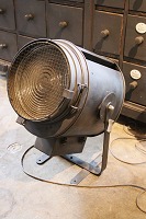 item no: "Cremer-Paris" Projektør