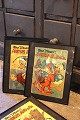Dekorative , gamle Walt Disney Anders And blade fra årgang 1957 indrammet i sort ramme. 30x24cm...