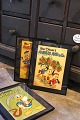 Dekorative , gamle Walt Disney Anders And blade fra årgang 1959 indrammet i sort ramme. 30x24cm...